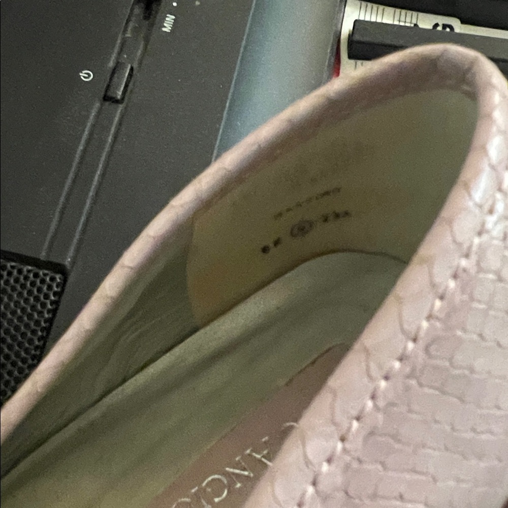 Enzo Angiolini Rose Pink Loafers - Picture 10 of 10